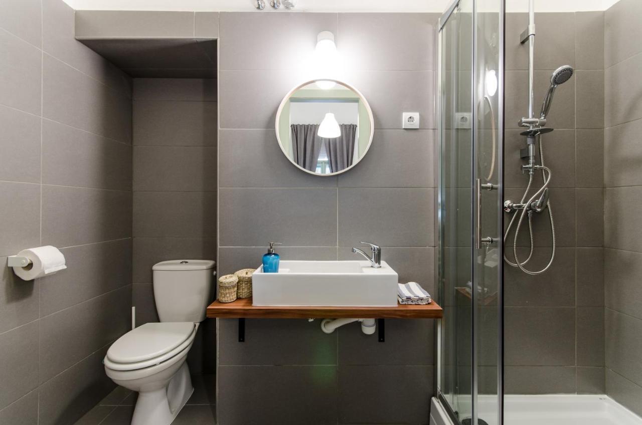 בודפשט B63 2 Bedroom Apartment In Heart Of City מראה חיצוני תמונה